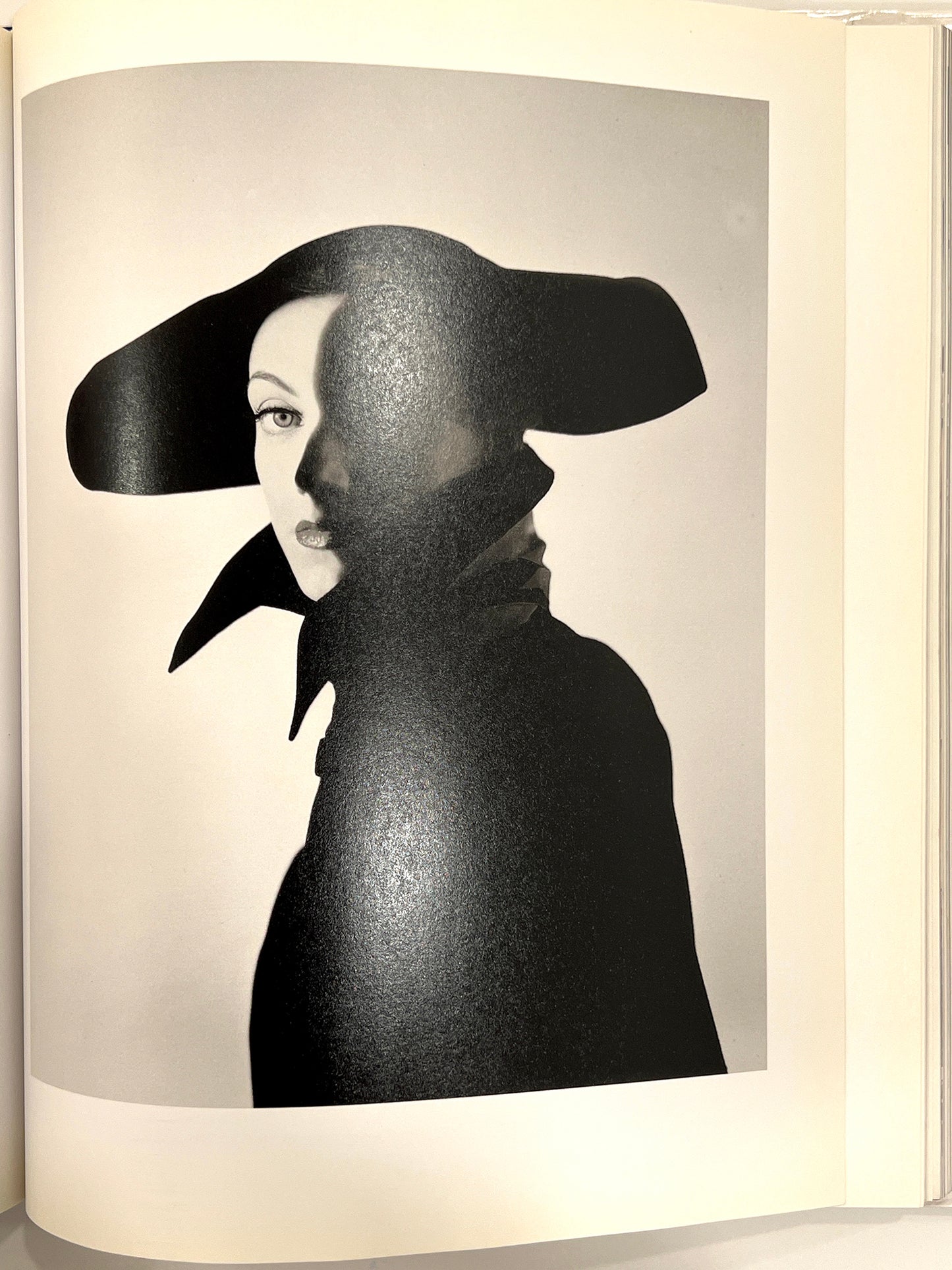 BLUMENFELD.A PASSION FOR BEAUTY