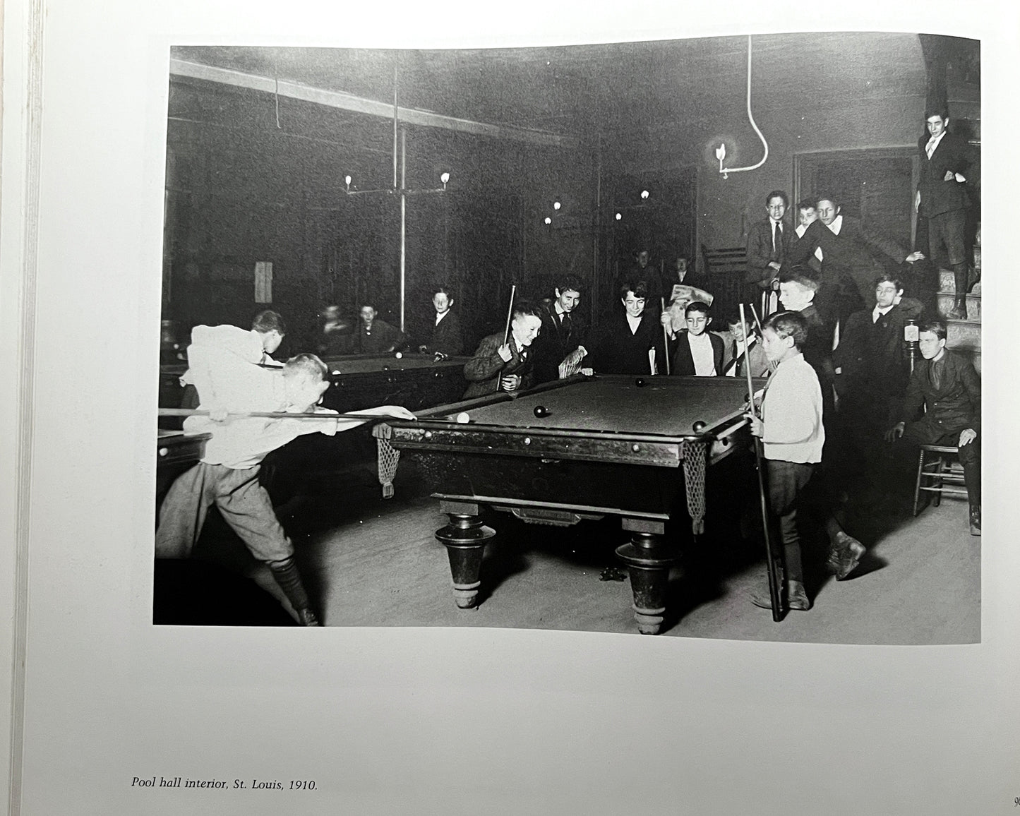 AMERICA & LEWIS HINE