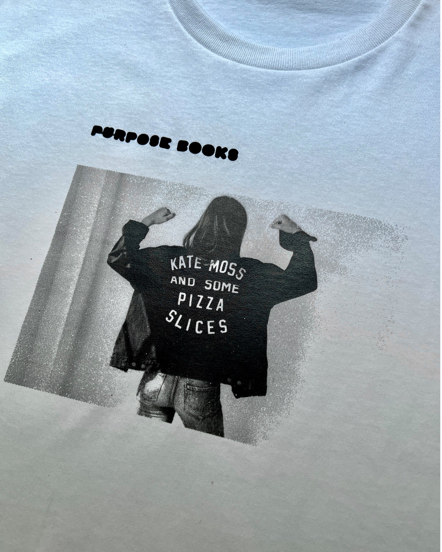 KATE MOSS AND SOME PIZZA SLICES t shirt