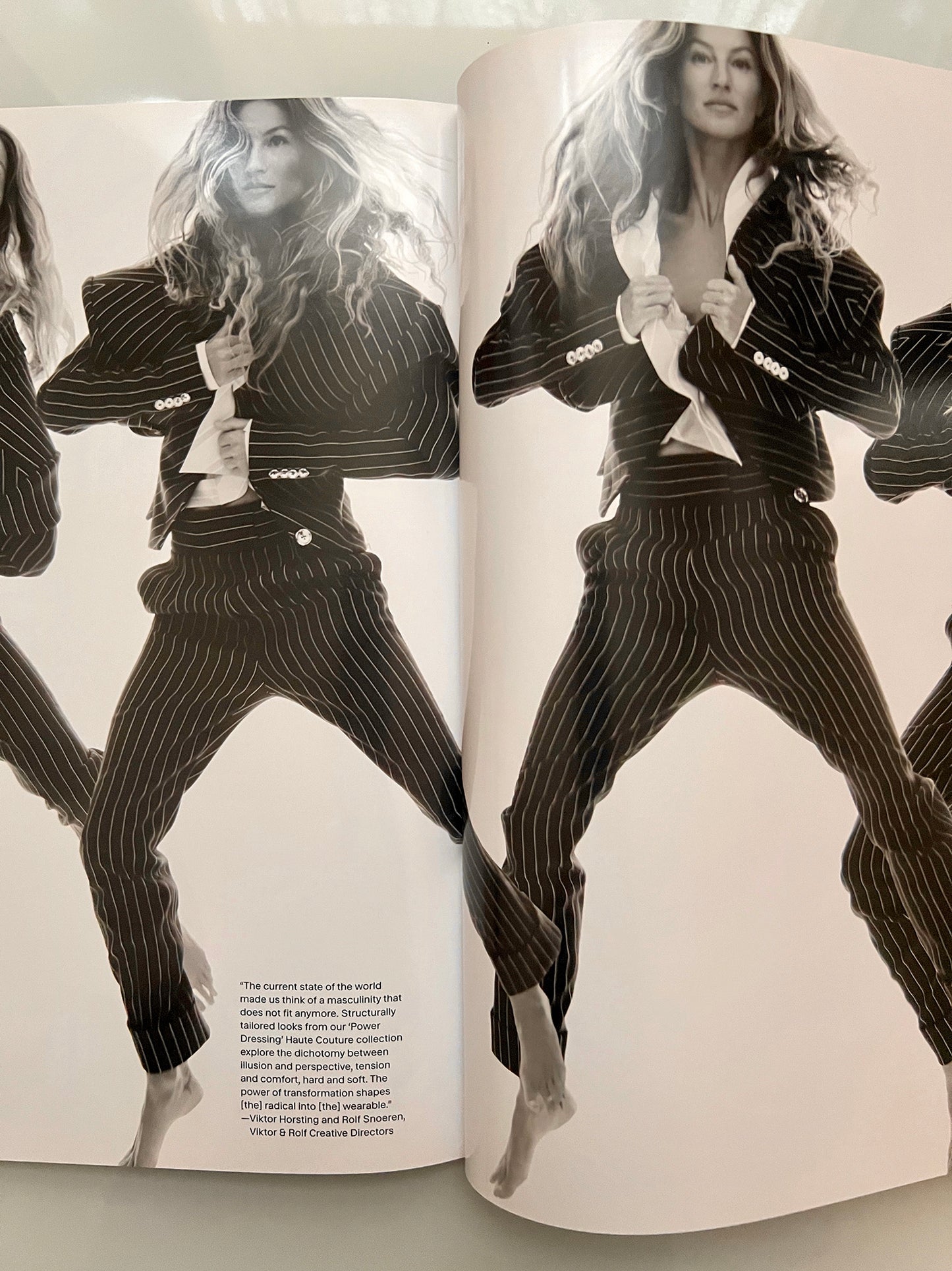 V MAGAZINE 139 SUPERMODEL SUPERHERO