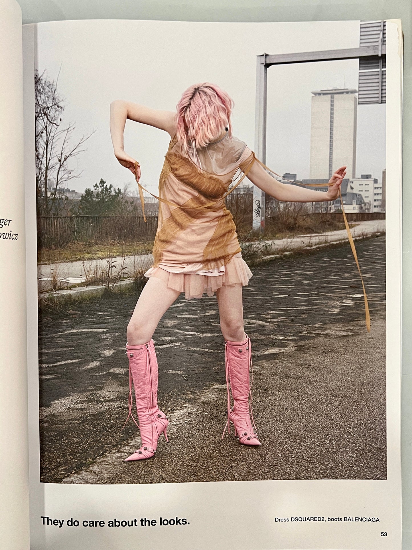 CR FASHION BOOKISSUE 20 .PRIME SS 2020