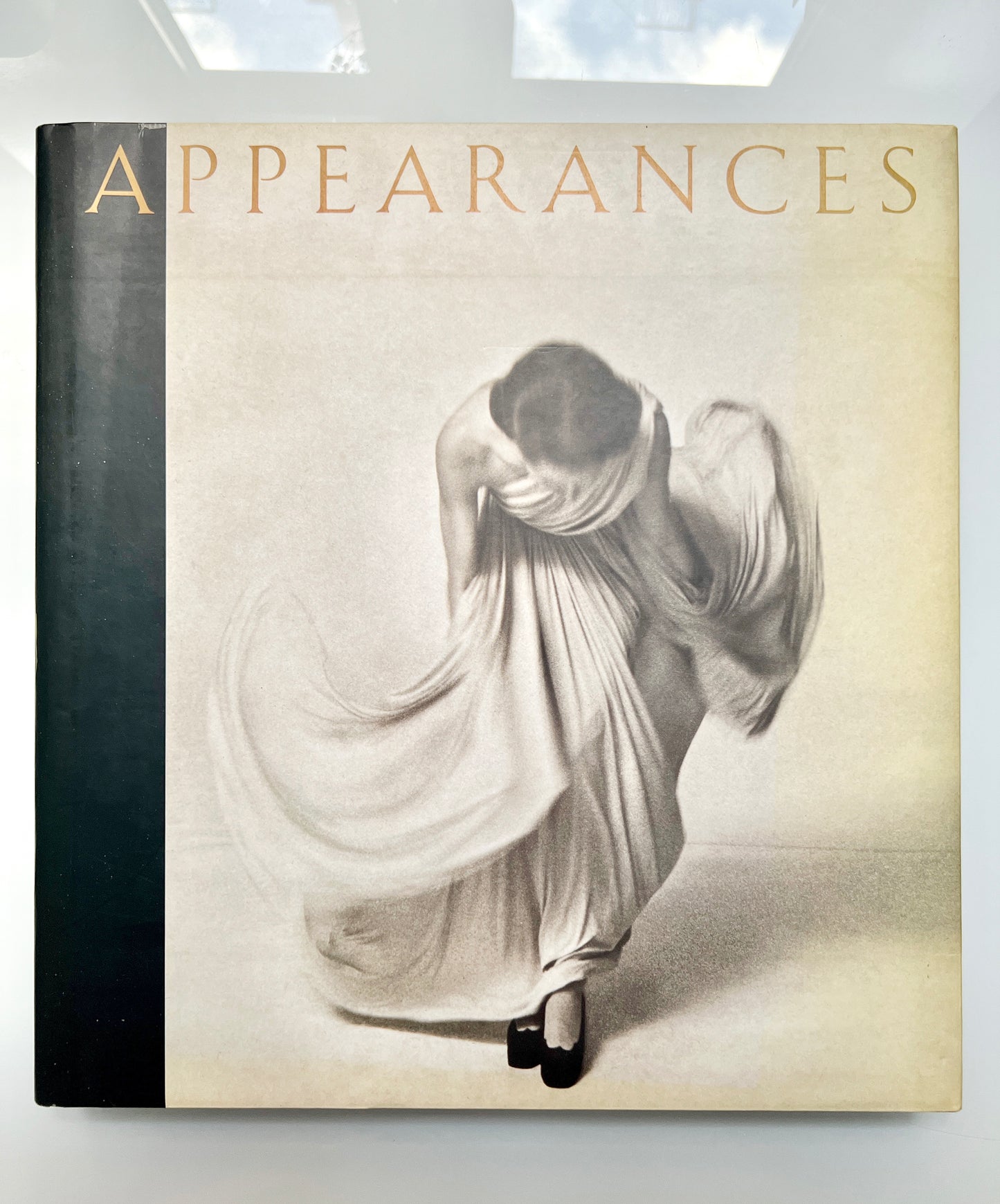 APPEARANCES MODEPHOTOGAPHIE SEIT 1945