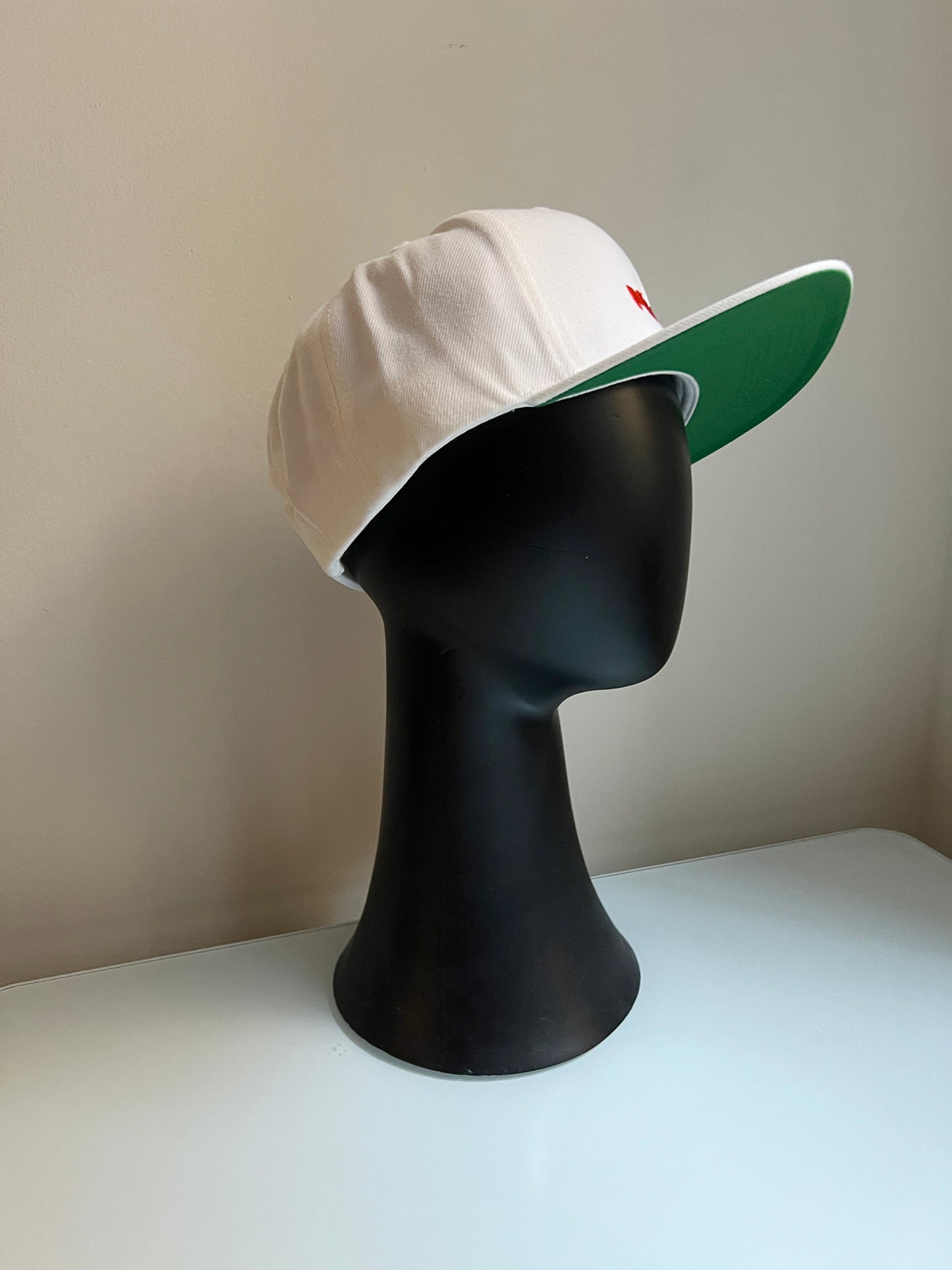 PURPOSE.WHITE SNAPBACK HAT