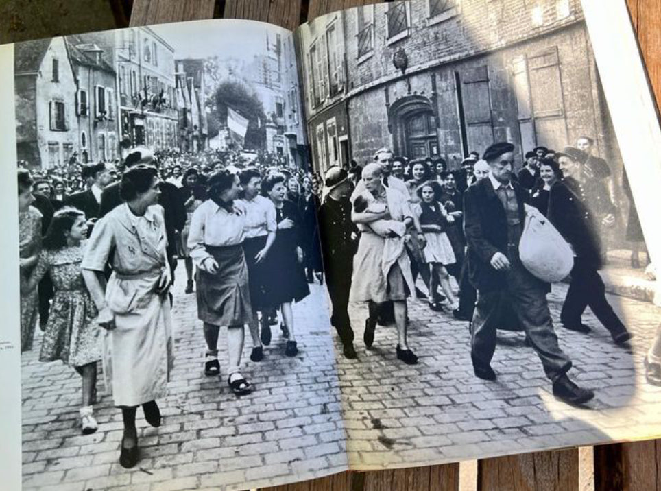 ROBERT CAPA.IMAGES OF WAR