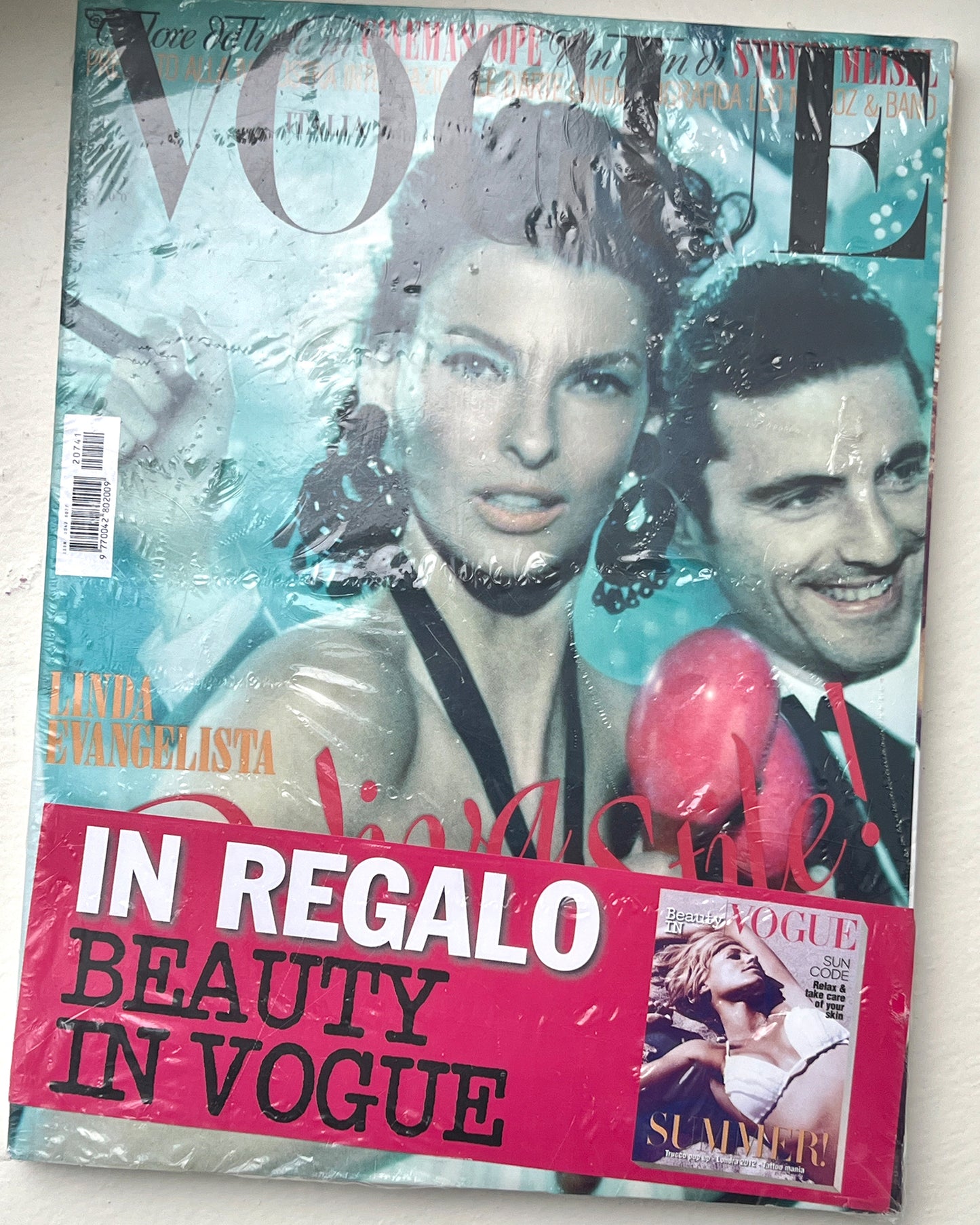 VOGUE ITALIA 741 2012 WRAPPED AS NEW .LINDA EVANGELISTA MEISEL