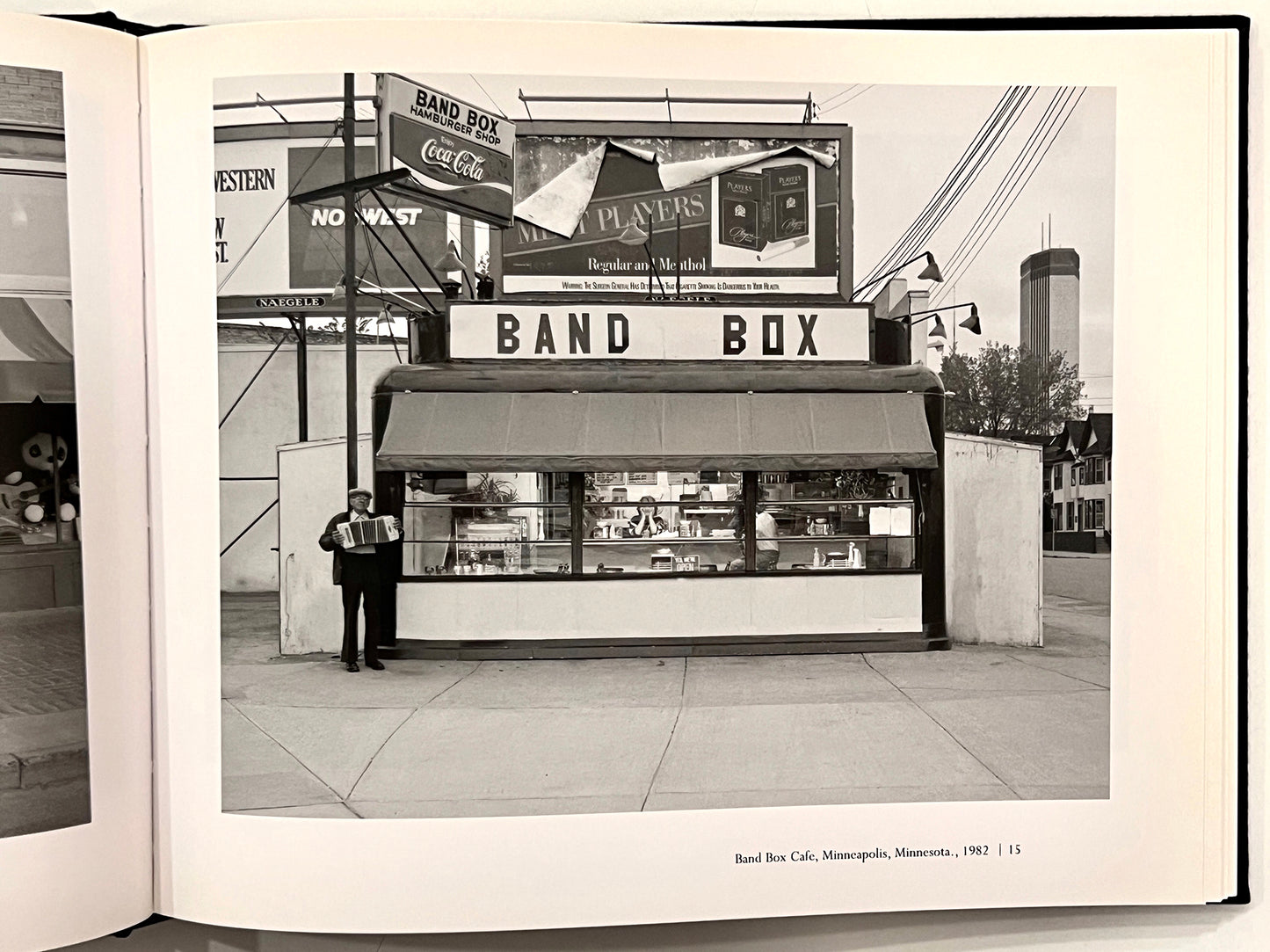 ROADSIDES Images of the American landscape Kelly Provo