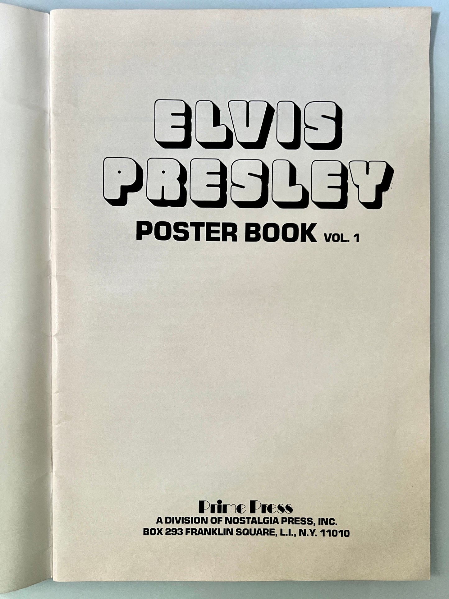 ELVIS POSTER BOOK 2