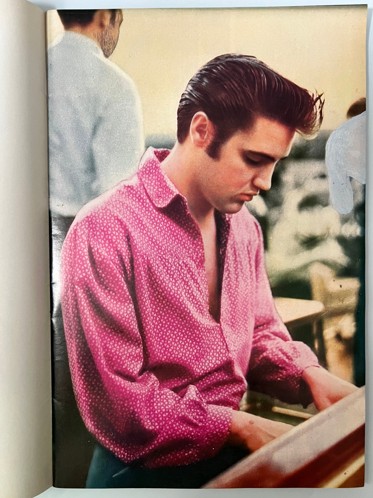 ELVIS POSTER BOOK 2