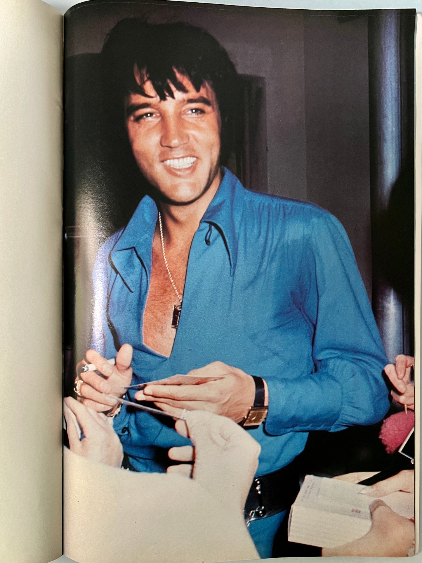 ELVIS POSTER BOOK 2