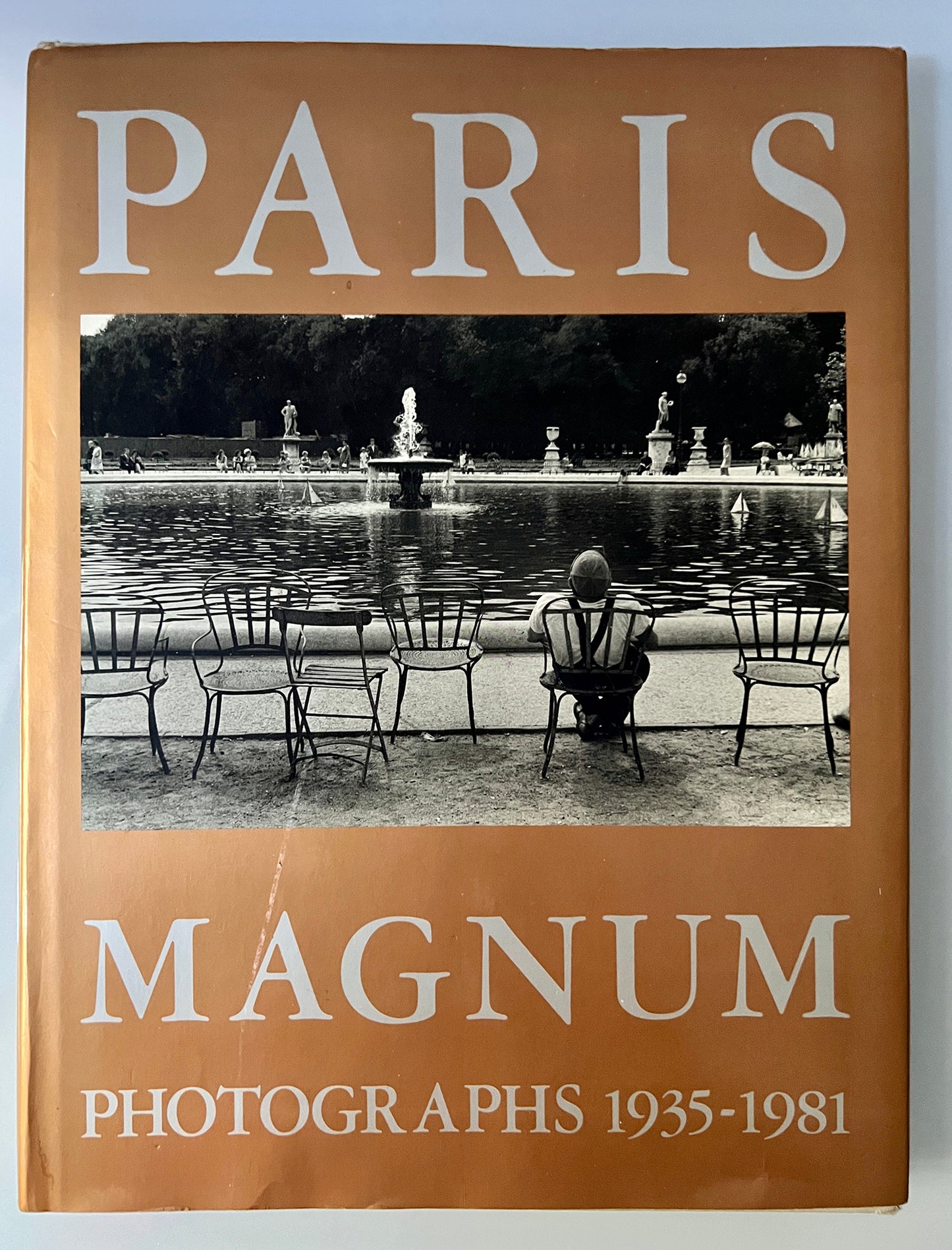 PARIS.MAGNUM PHOTOGRAPHS 1935-1981